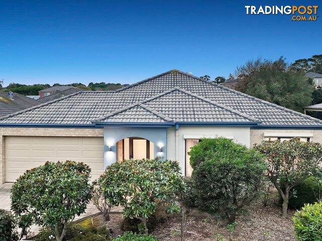 13 Sunhill Way BERWICK VIC 3806