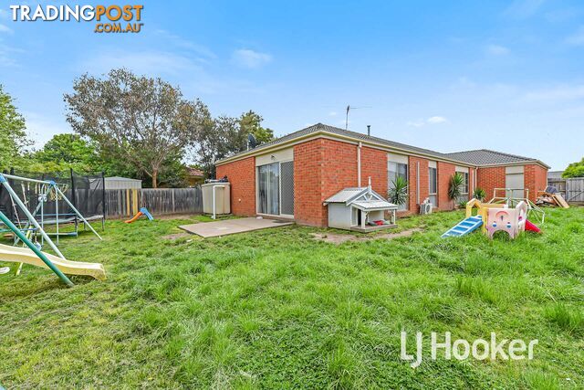 19 Sweet Pea Drive PAKENHAM VIC 3810