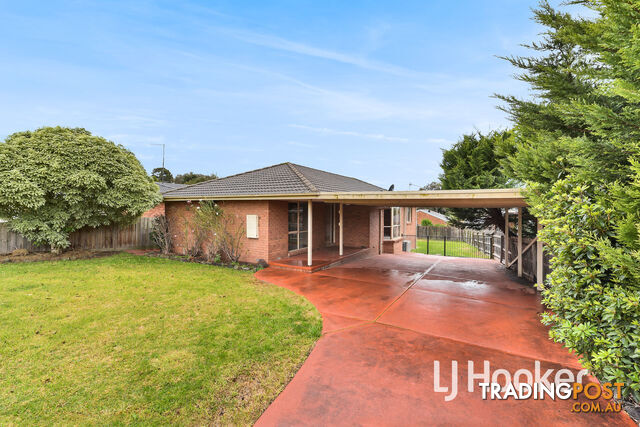 6 Damien Court PAKENHAM VIC 3810