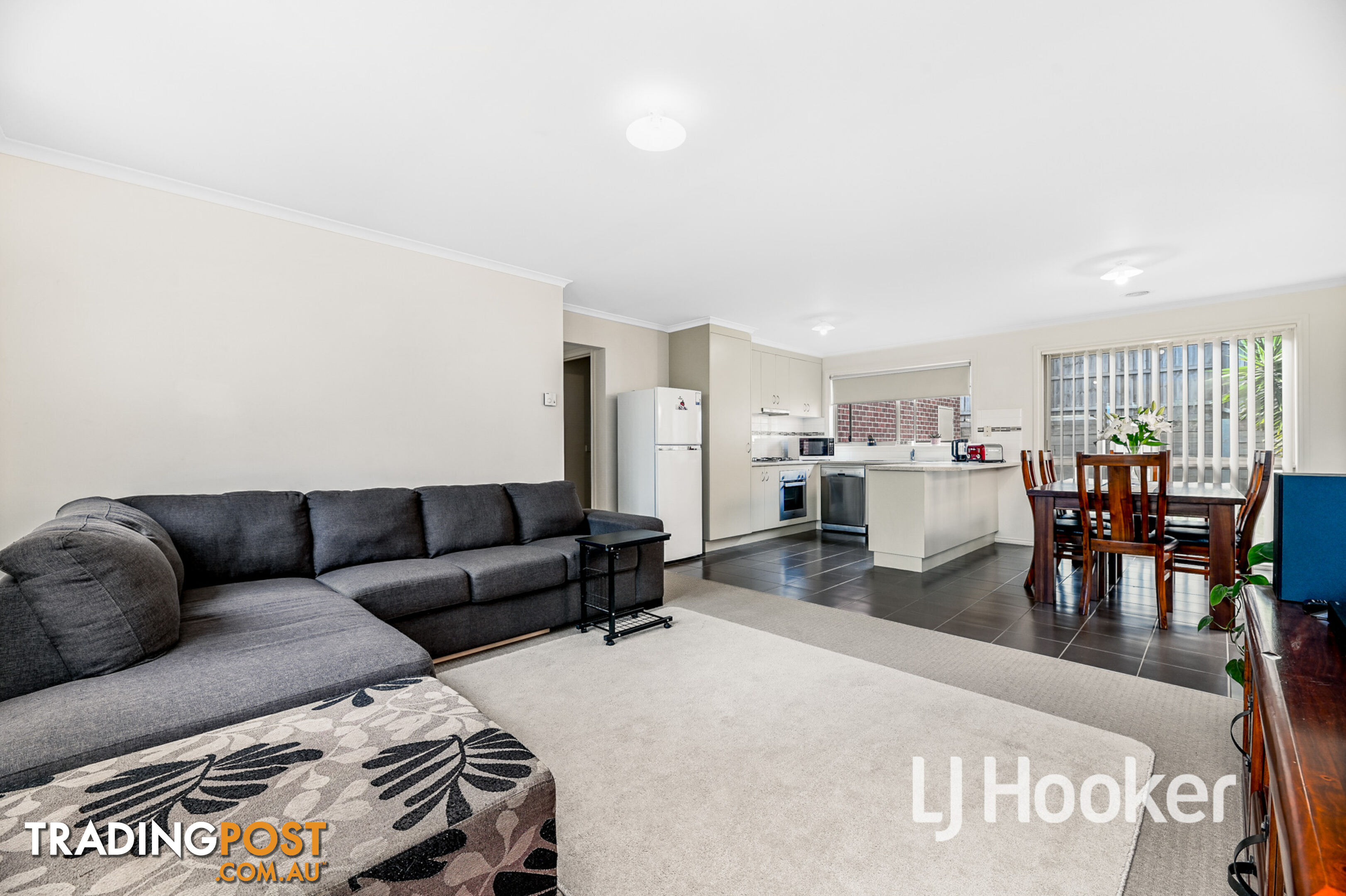 10/8 McClenaghan Place PAKENHAM VIC 3810