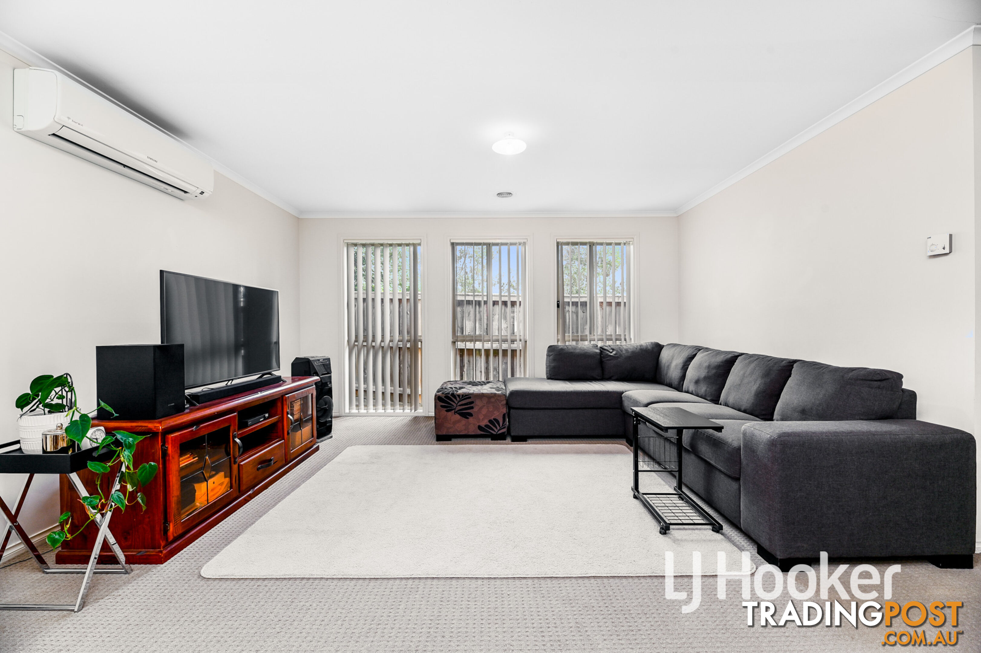 10/8 McClenaghan Place PAKENHAM VIC 3810