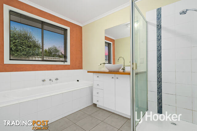 13 Teal Place PAKENHAM VIC 3810