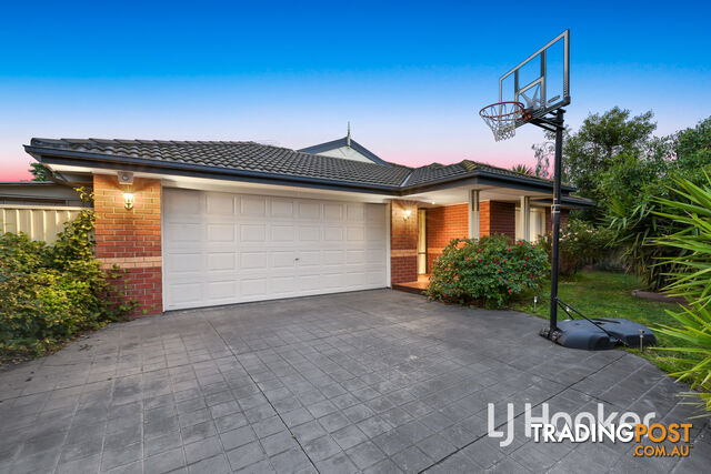 13 Teal Place PAKENHAM VIC 3810