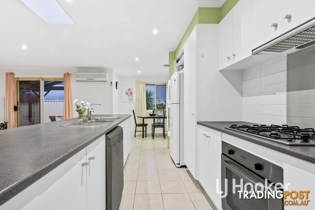 13 Teal Place PAKENHAM VIC 3810