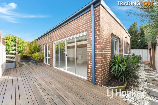 9 Portland Road PAKENHAM VIC 3810