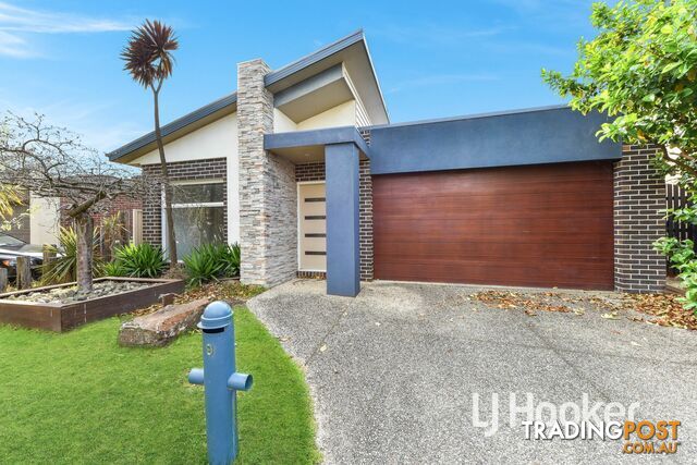 9 Portland Road PAKENHAM VIC 3810