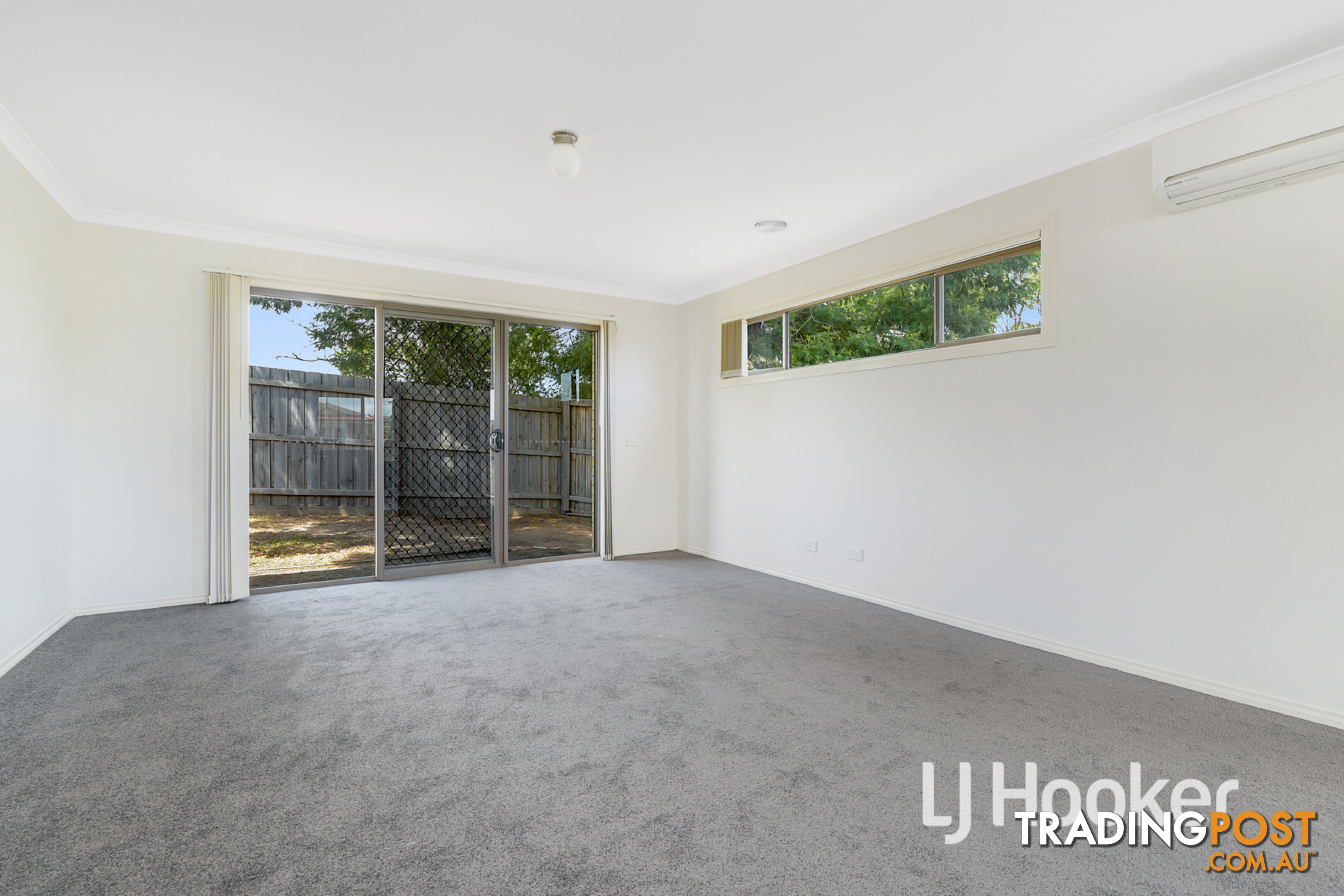 2 McClenaghan Place PAKENHAM VIC 3810