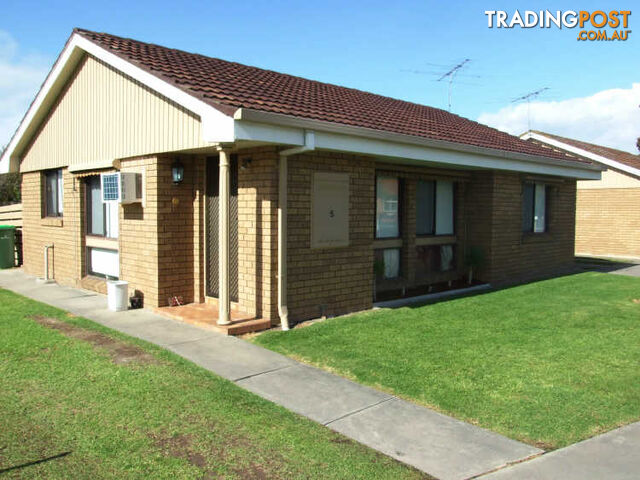 5/13 Snodgrass Street PAKENHAM VIC 3810