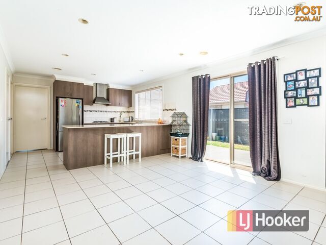 11 Caspian Chase PAKENHAM VIC 3810