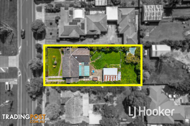 22 John Street PAKENHAM VIC 3810