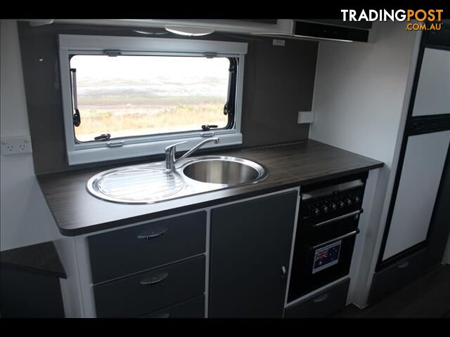 2019 23ft BLUE SKY TUSCANY ENSUITE CARAVAN