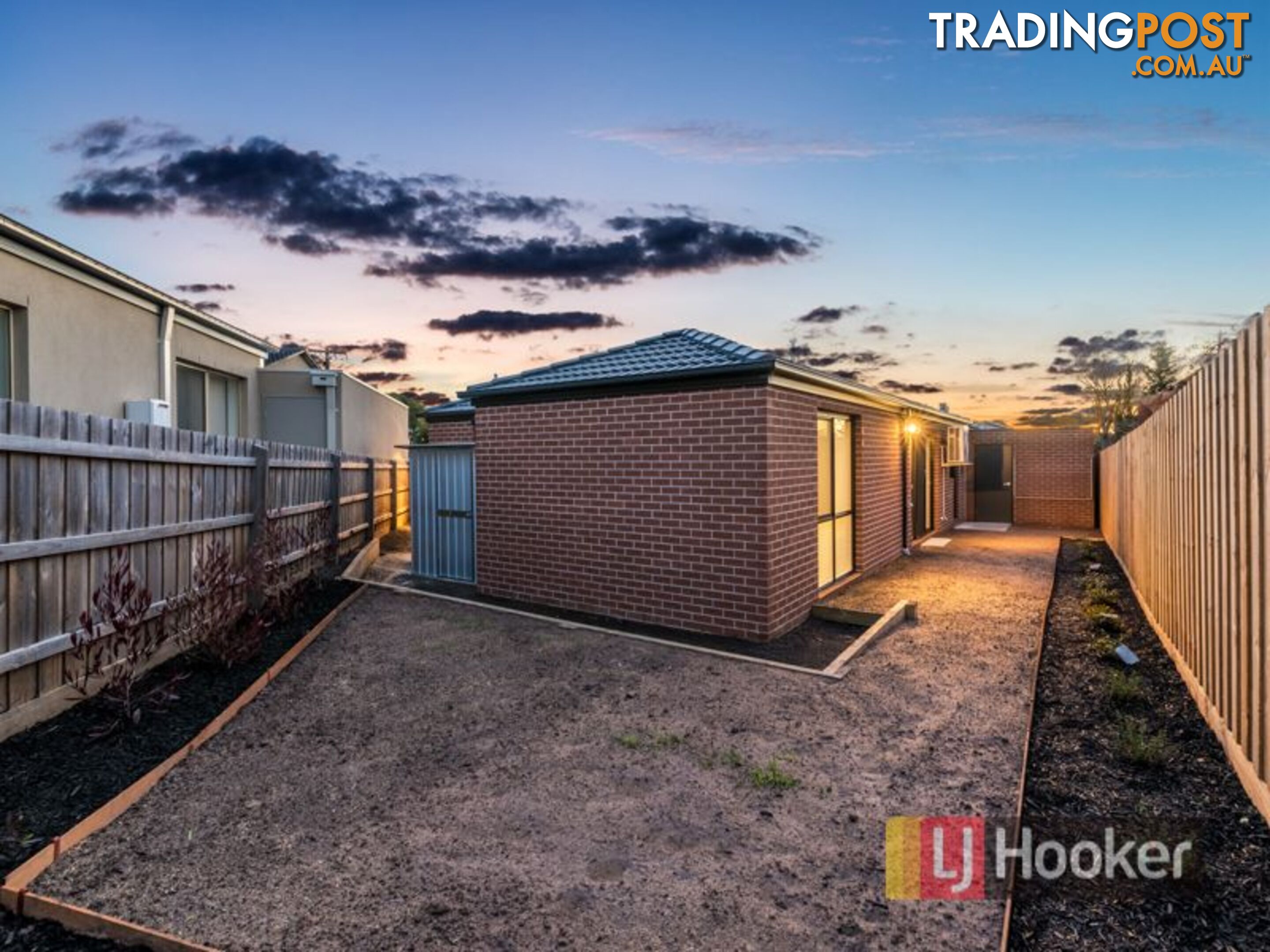 1-3/3 Rain Court DOVETON VIC 3177