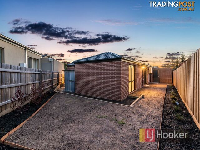 1-3/3 Rain Court DOVETON VIC 3177