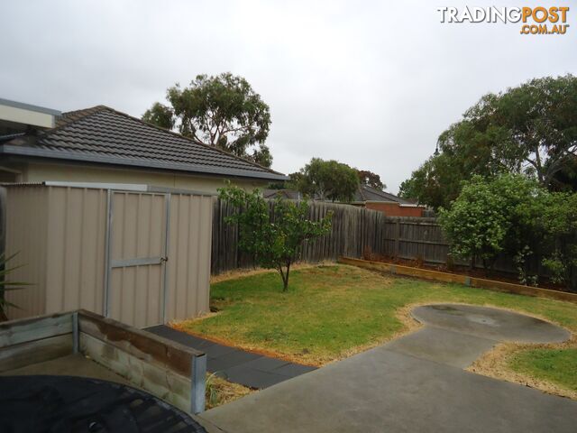 1 Hasluck Crescent LYNBROOK VIC 3975