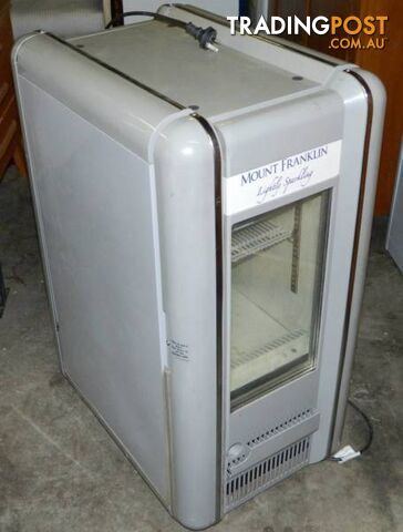 89L Counter top Double Sided Sanyo Glass Display Fridge