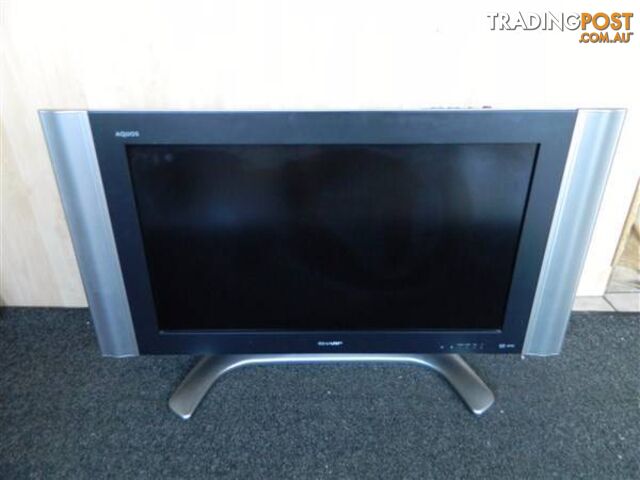 Sharp 32" LCD TV - LC32BD6X - no remote