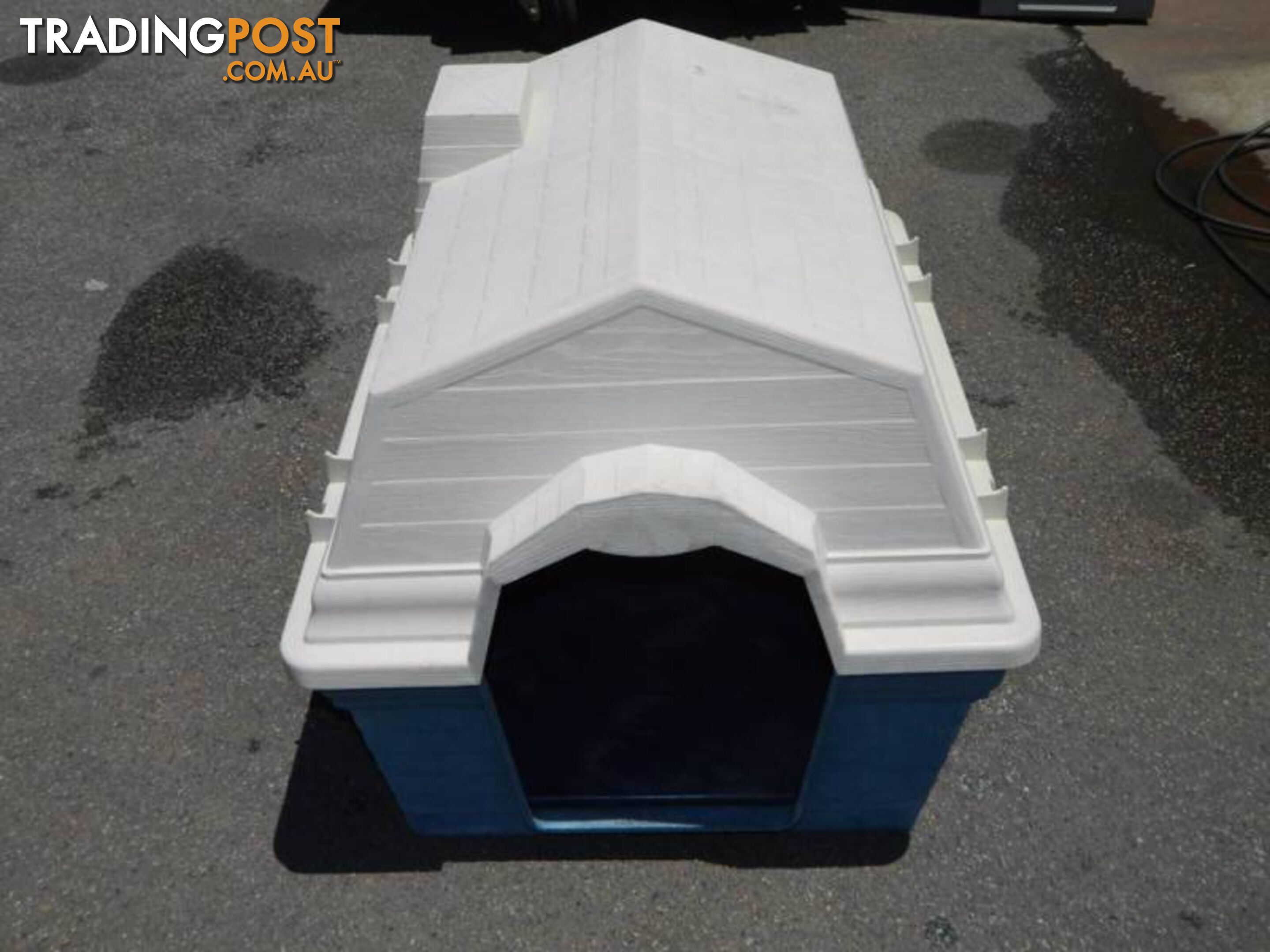 Sturdy Plastic Dog Kennel