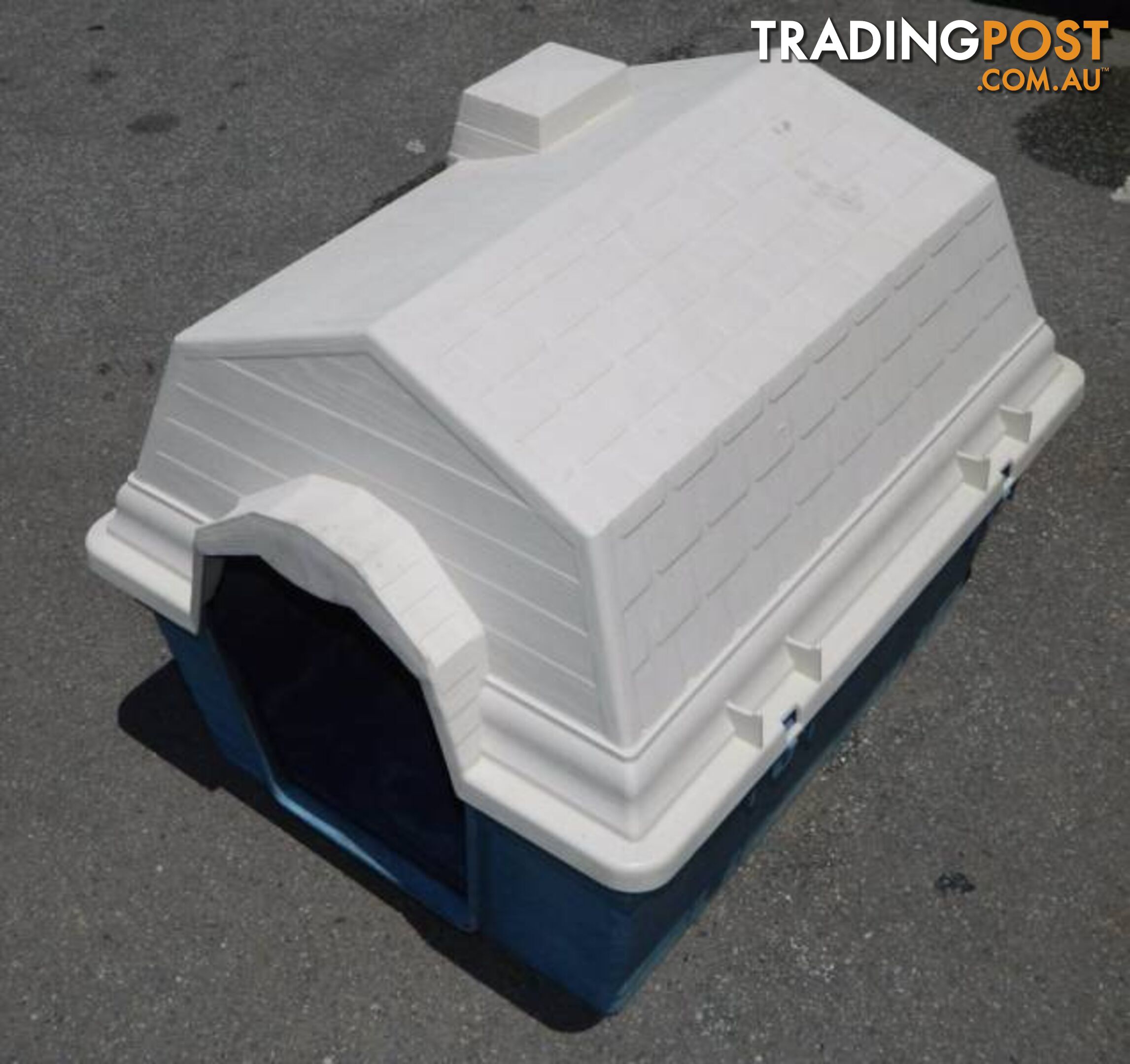 Sturdy Plastic Dog Kennel