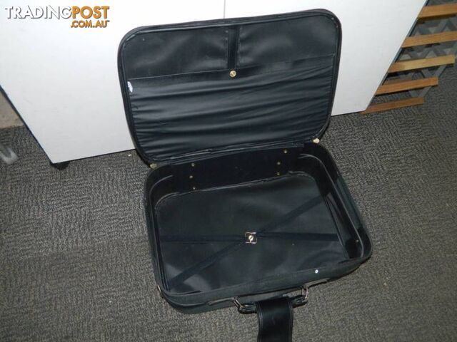 Elite Suit Case / Travel Case !!!