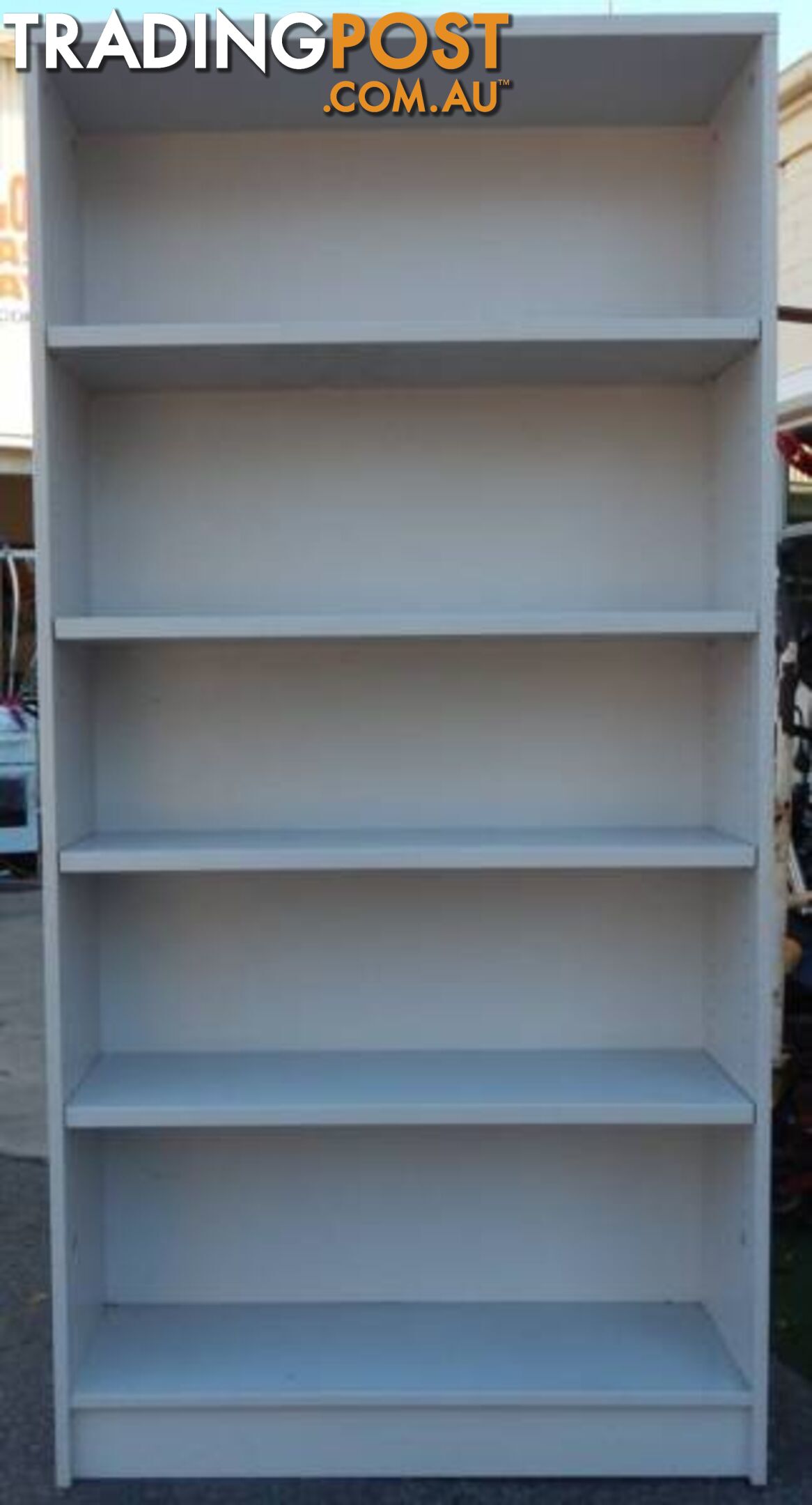 Bookshelves - bookcases - light grey - sturdy - adjustable