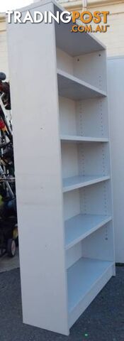 Bookshelves - bookcases - light grey - sturdy - adjustable