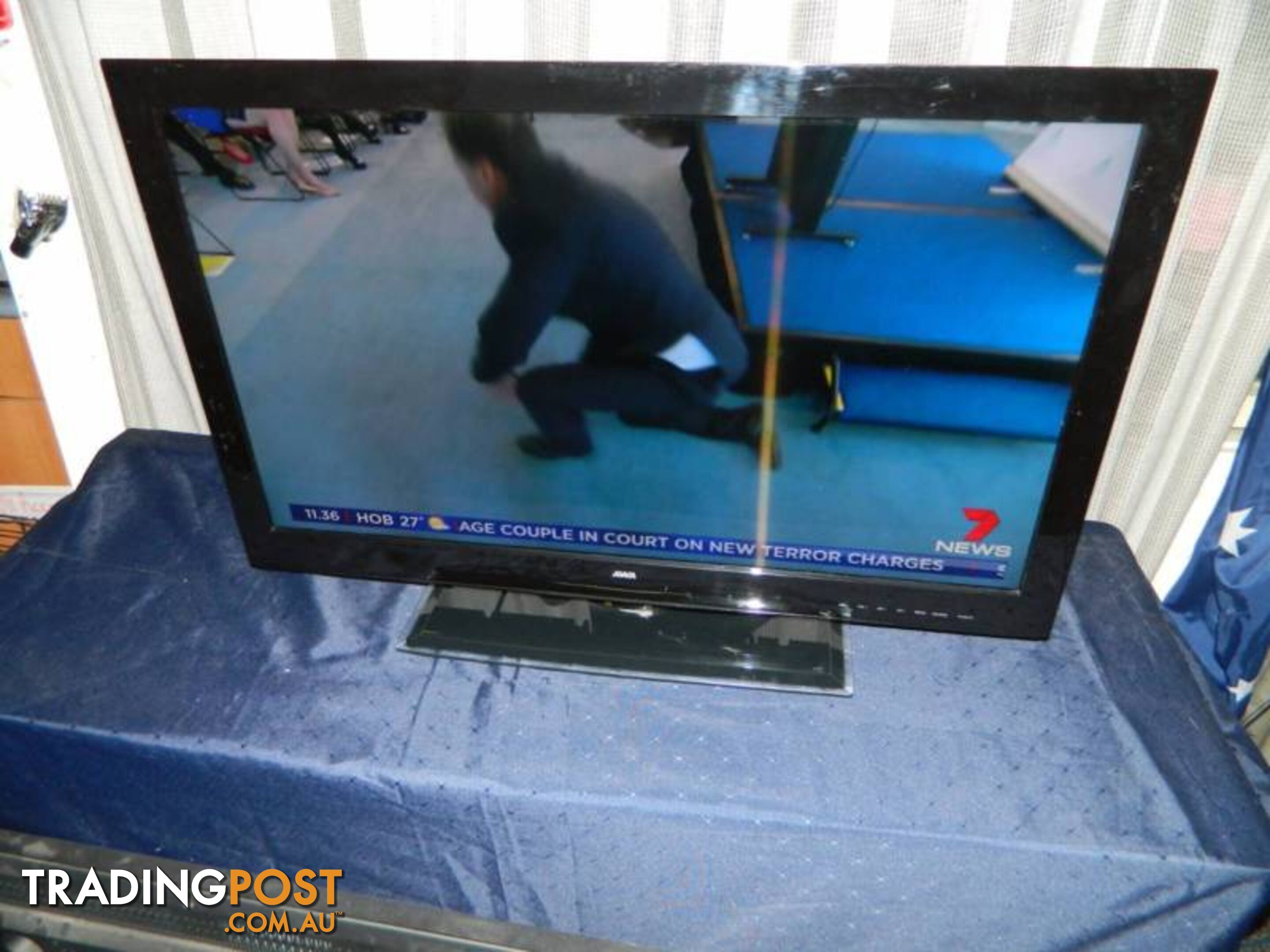 AWA 32" FULL HD LED TV