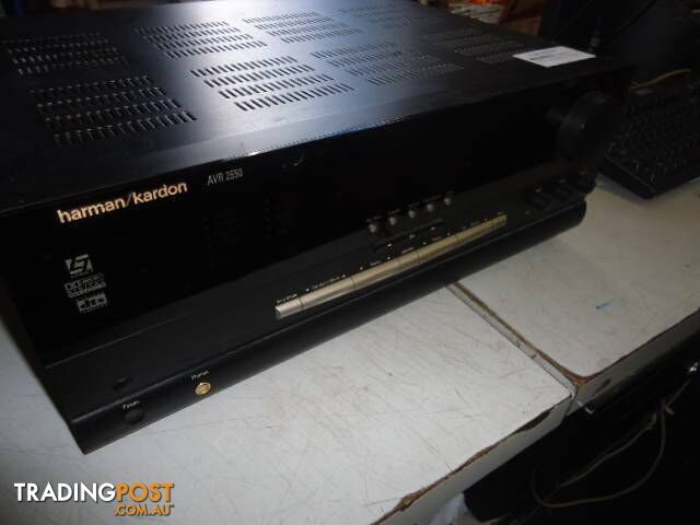 AMAZING HARMAN / KARDON AVR2550 AMPLIFIER