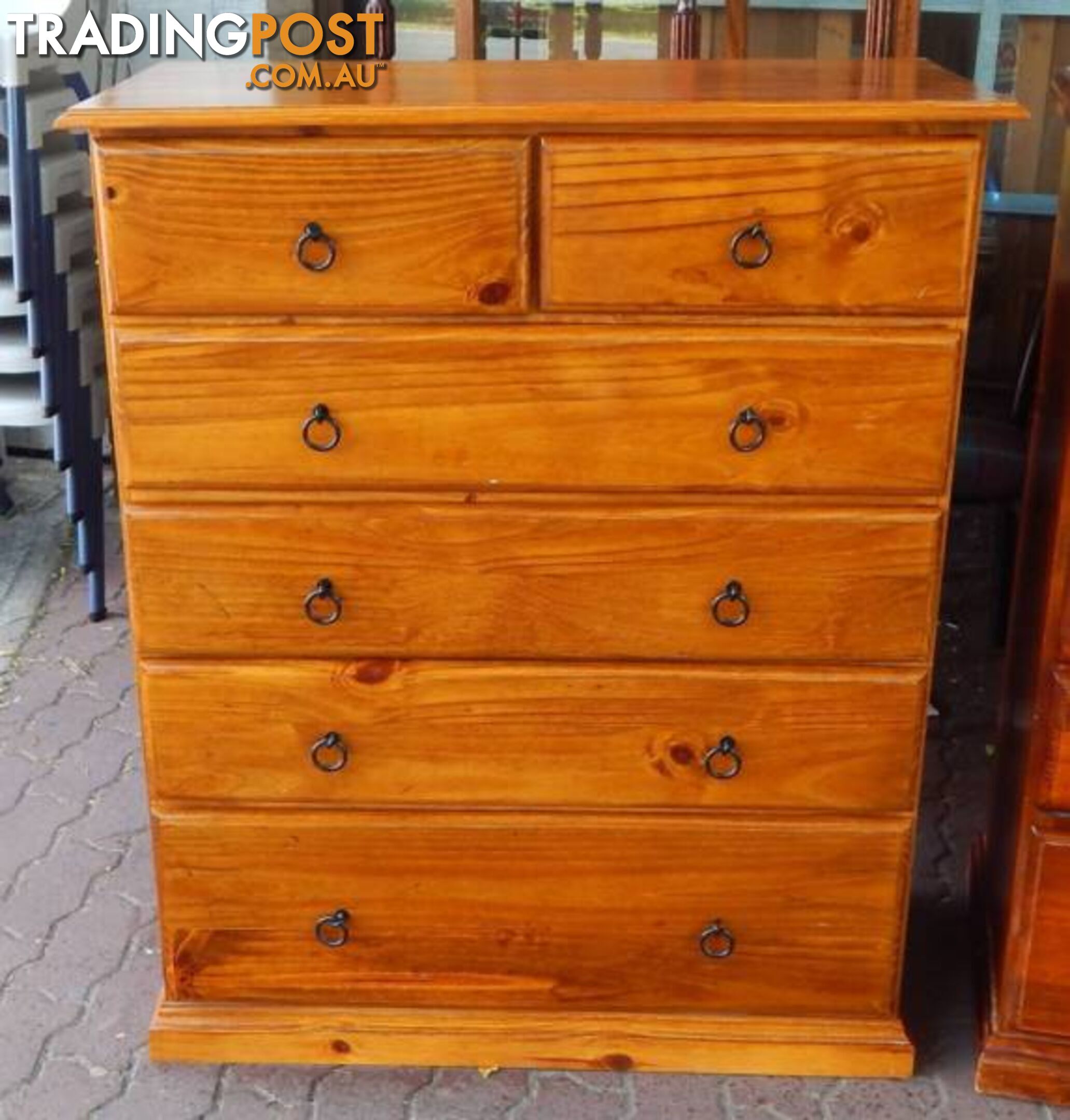 WOODEN CHEST OF DRAWERS 4 LARGE 2 SMALL DRAWERS SOLID TIMBER FAB!