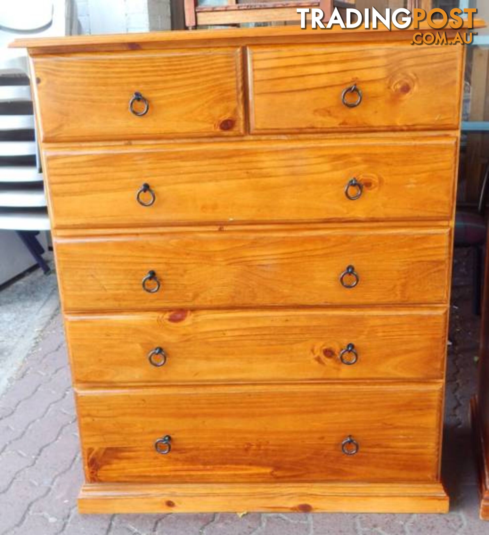 WOODEN CHEST OF DRAWERS 4 LARGE 2 SMALL DRAWERS SOLID TIMBER FAB!