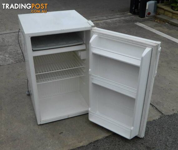 White Bar Fridge, Great Working Condition - photo 2 of 2