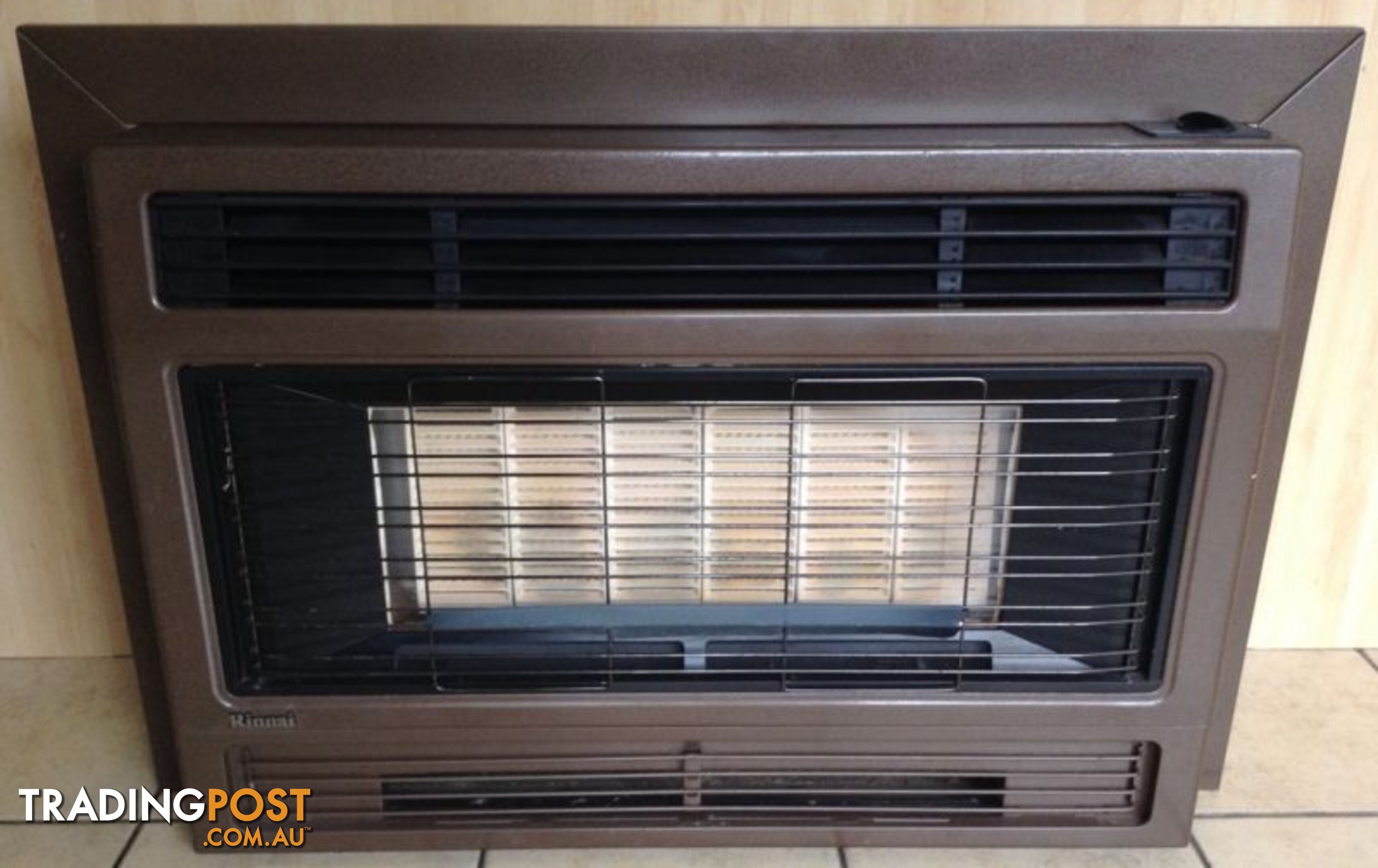Rinnai 2001 Brown Natural Gas Space Heater with Flared Surround