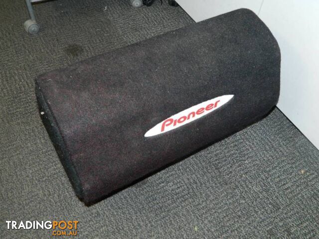 12" Pioneer Sub woofer in Pioneer Box !!!