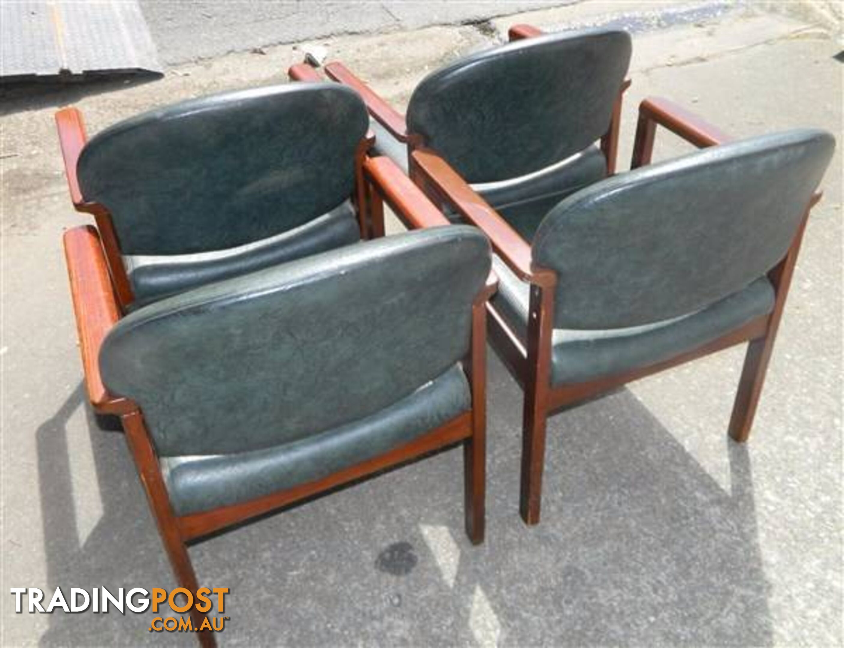 Comfy Set of 4 Green Cushioned Wooden Dining Chairs !!!