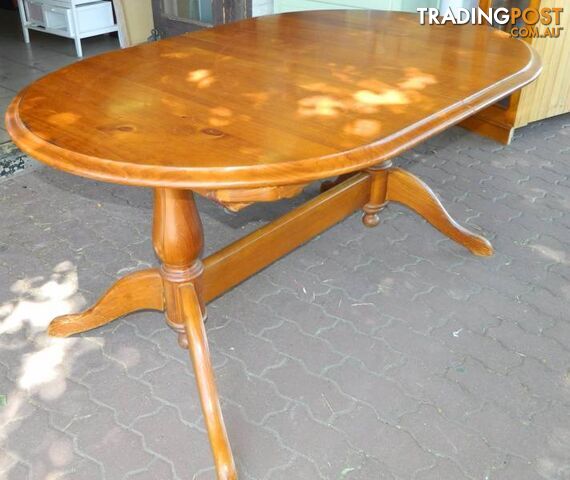 Solid Wood Extendable Dining Table !!!