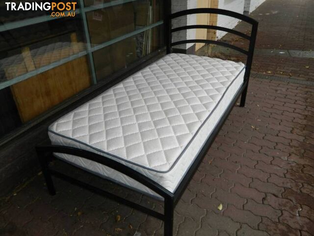 Black Metal Bed Frame With Mattress