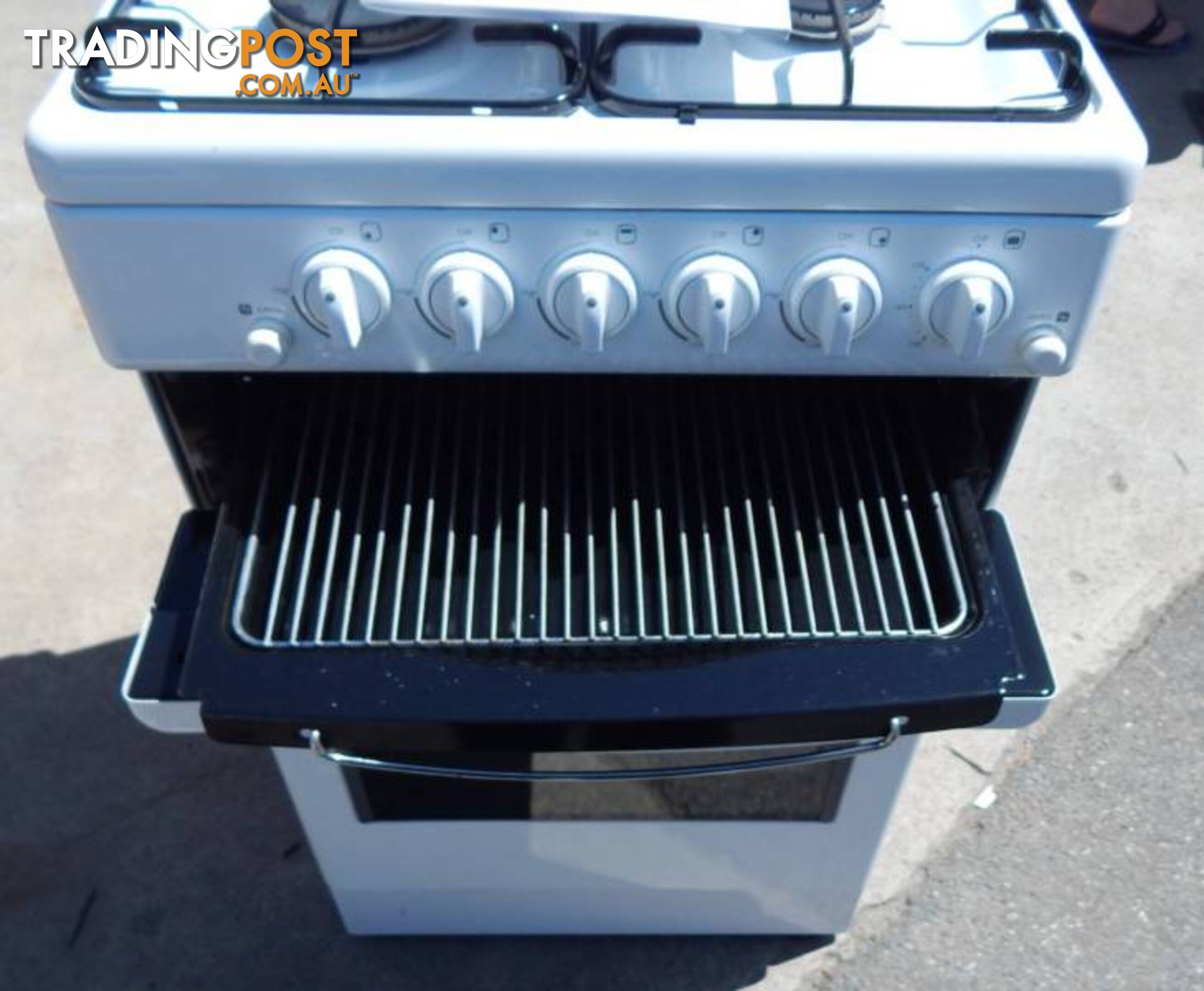 SIMPSON EZISET GAS OVEN 4 BURNER COOKTOP