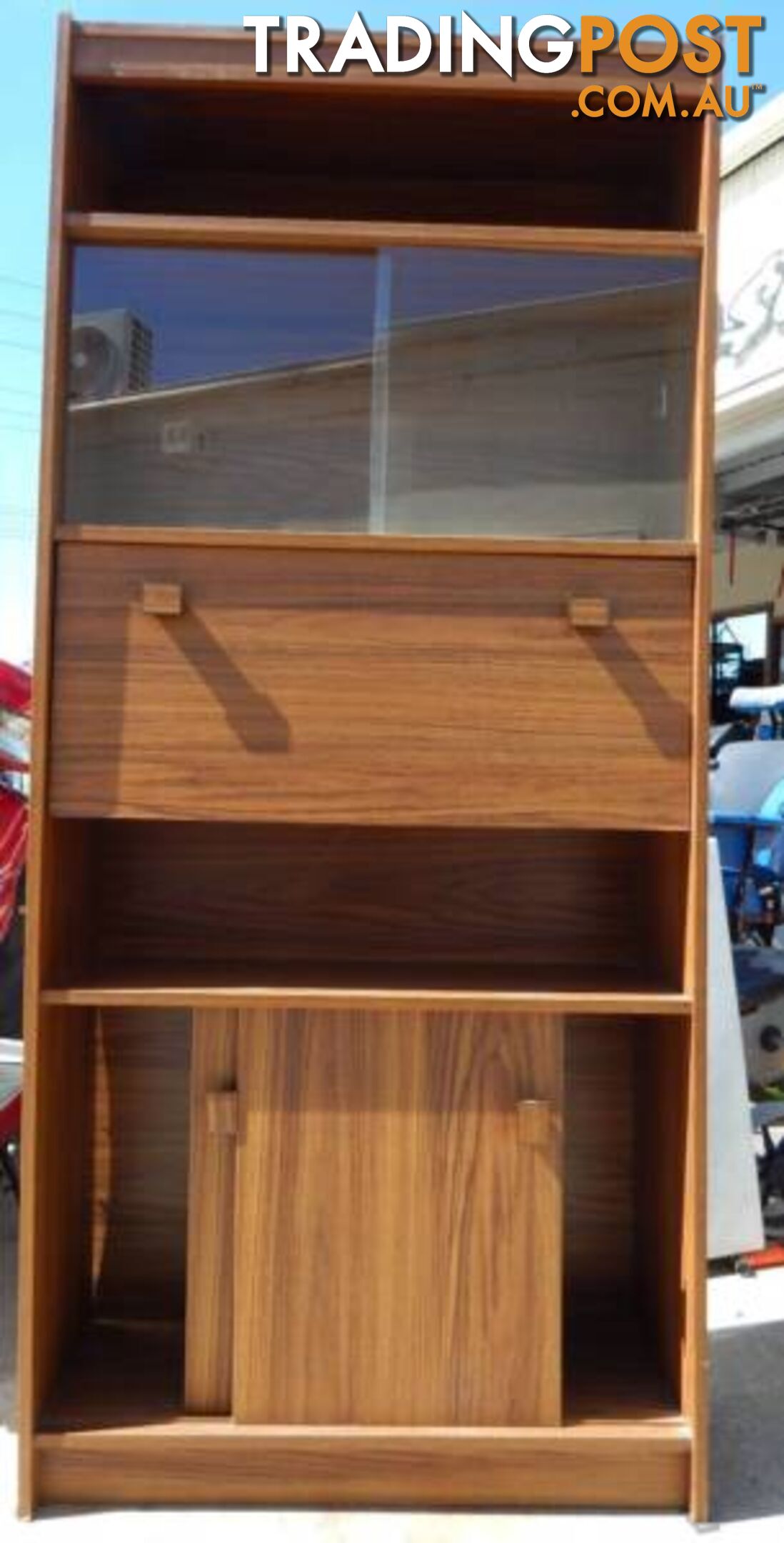 CABINET STORAGE DISPLAY WOOD LOOK GLASS DOORS SHELVES