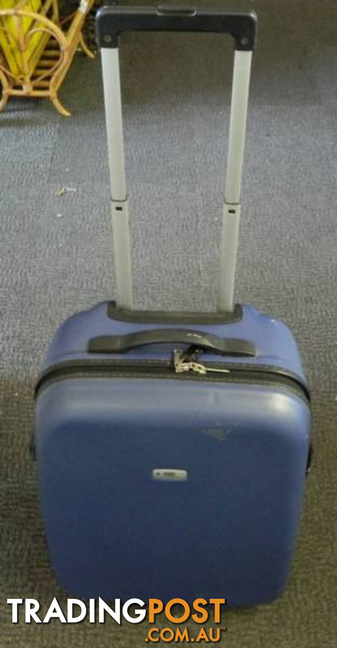 Paklite Hardcase travel Suitcase with pull handle !!!