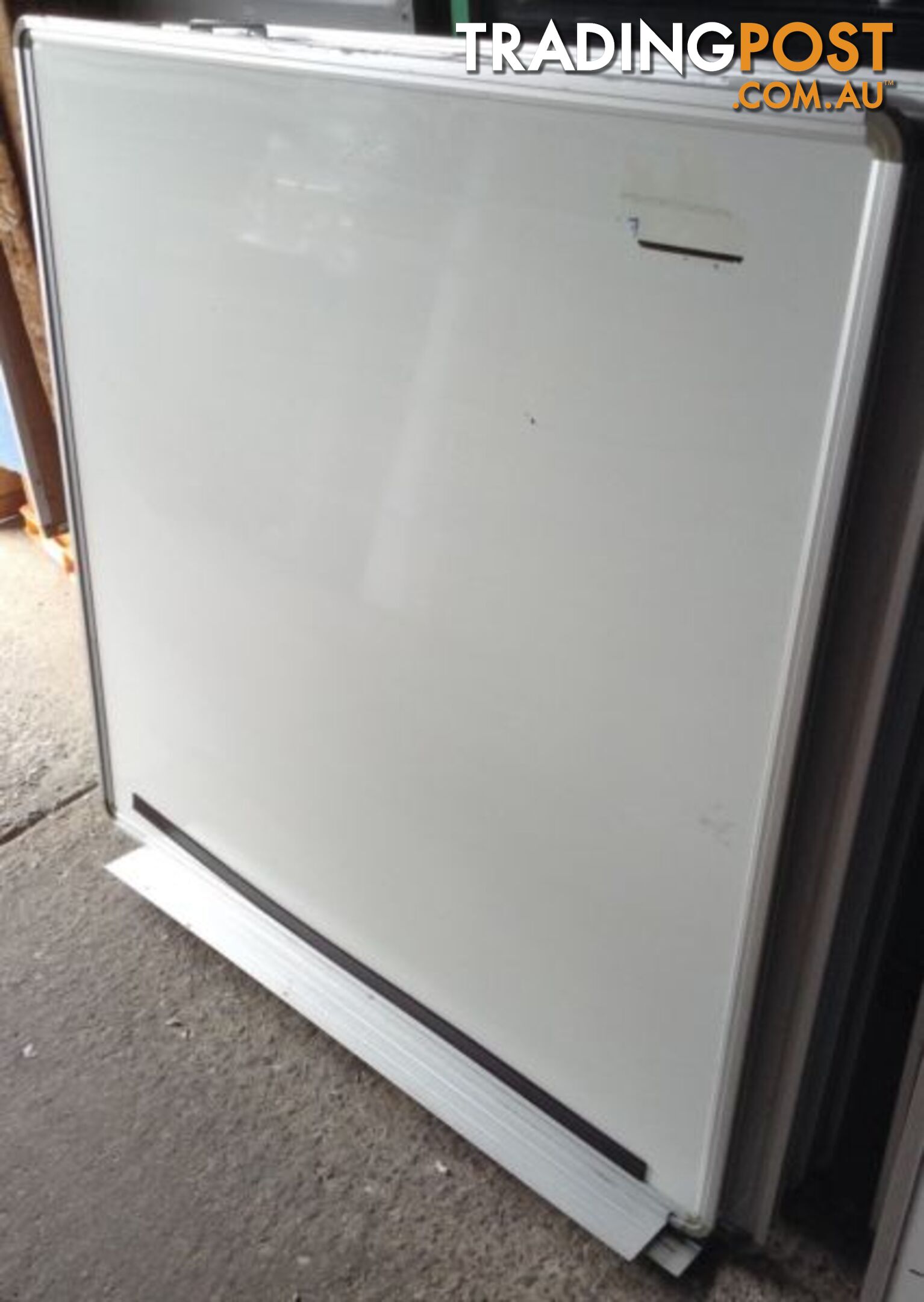 90x90 Whiteboard Excellent Condition