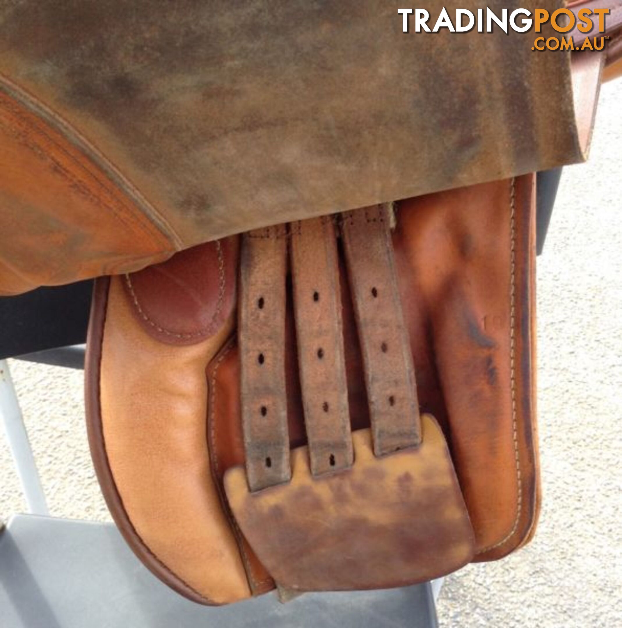 Brown Leather Junior Horse Riding Saddle Great Condition