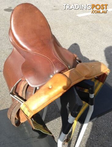 Brown Leather Junior Horse Riding Saddle Great Condition