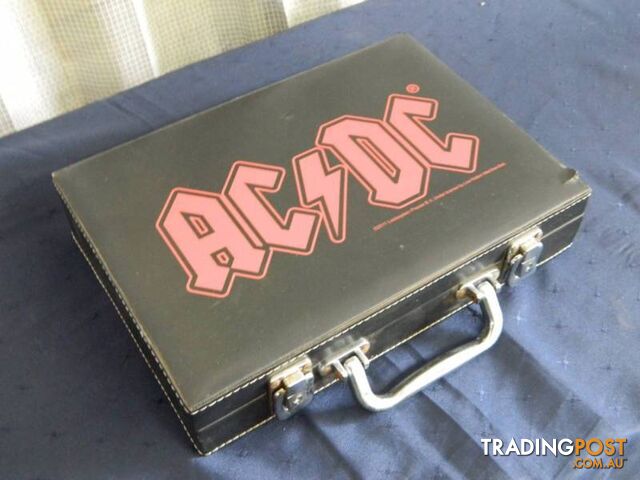 Collectible ACDC Poker Set !!!