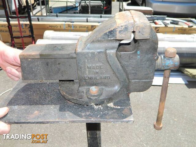 Towball Mounted Engineers Vice English Record No.3 on Stand - photo 3 of 4