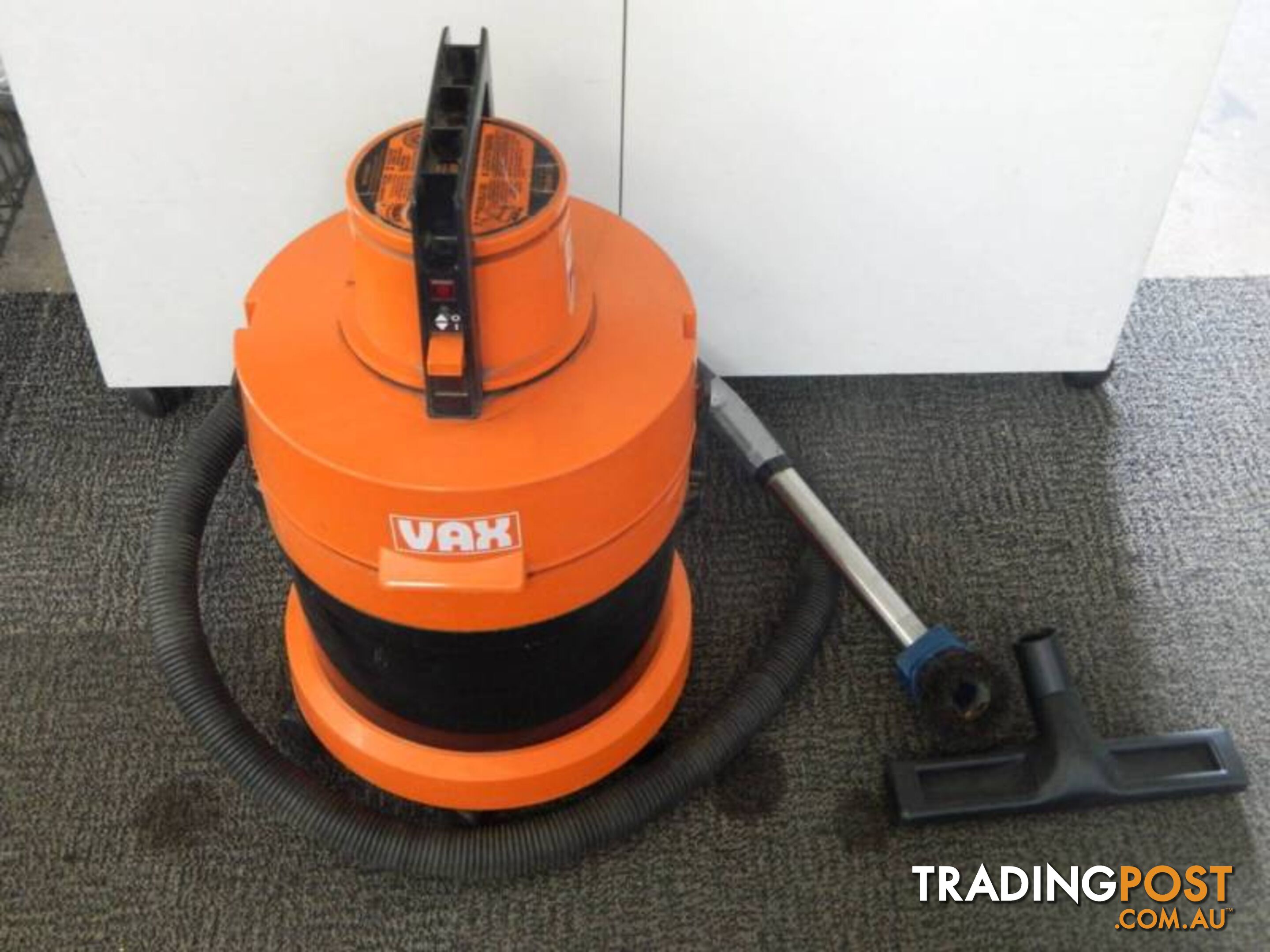 Powerful Vax Outdoor / Indoor Vacuum Cleaner