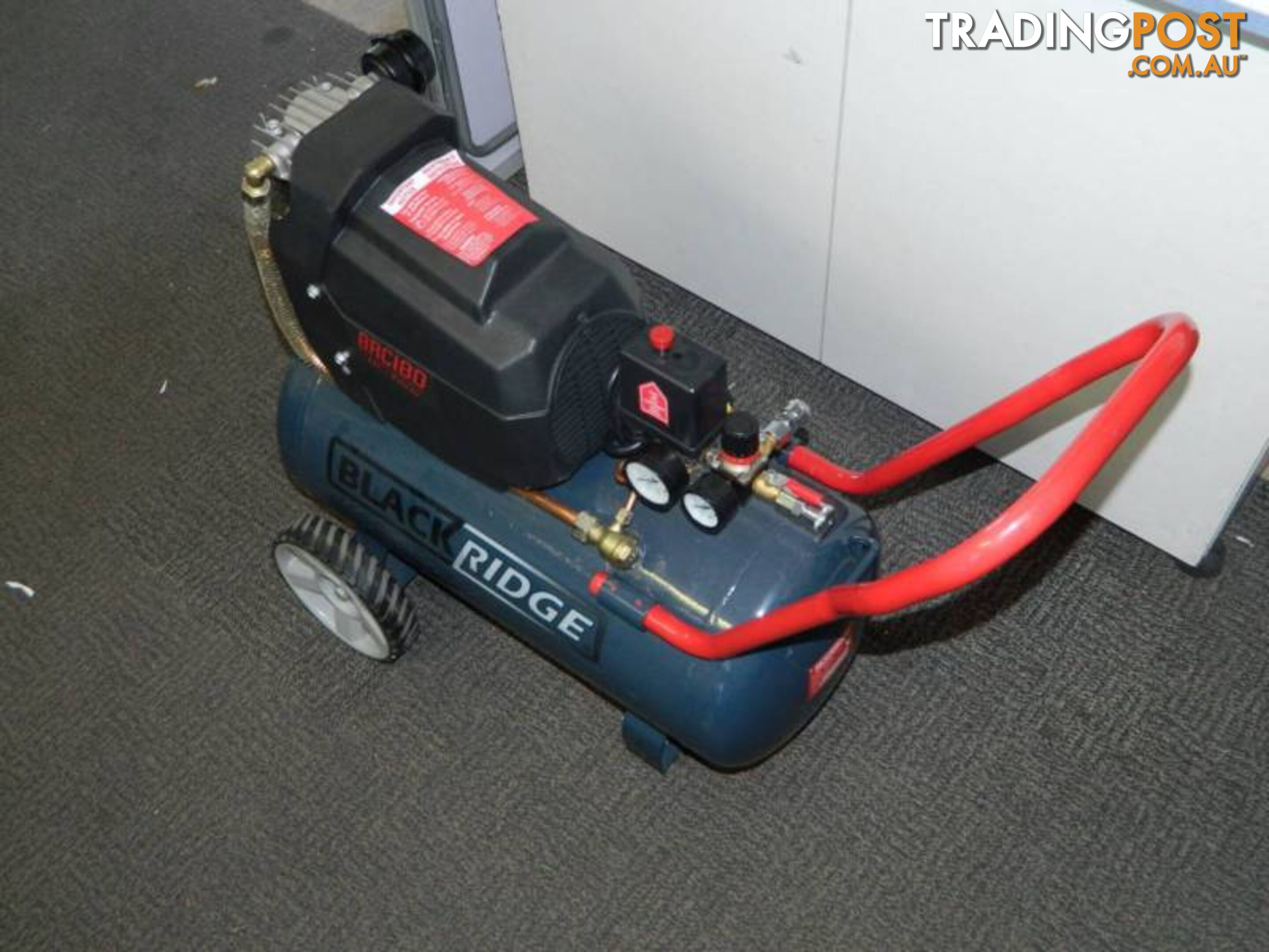 Blackridge Brc 180 Aircompressor - 180 lpm - 40L tank - 2.5HP