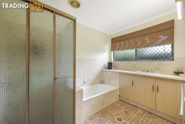 76 Balyarta Cres MOOLOOLABA QLD 4557