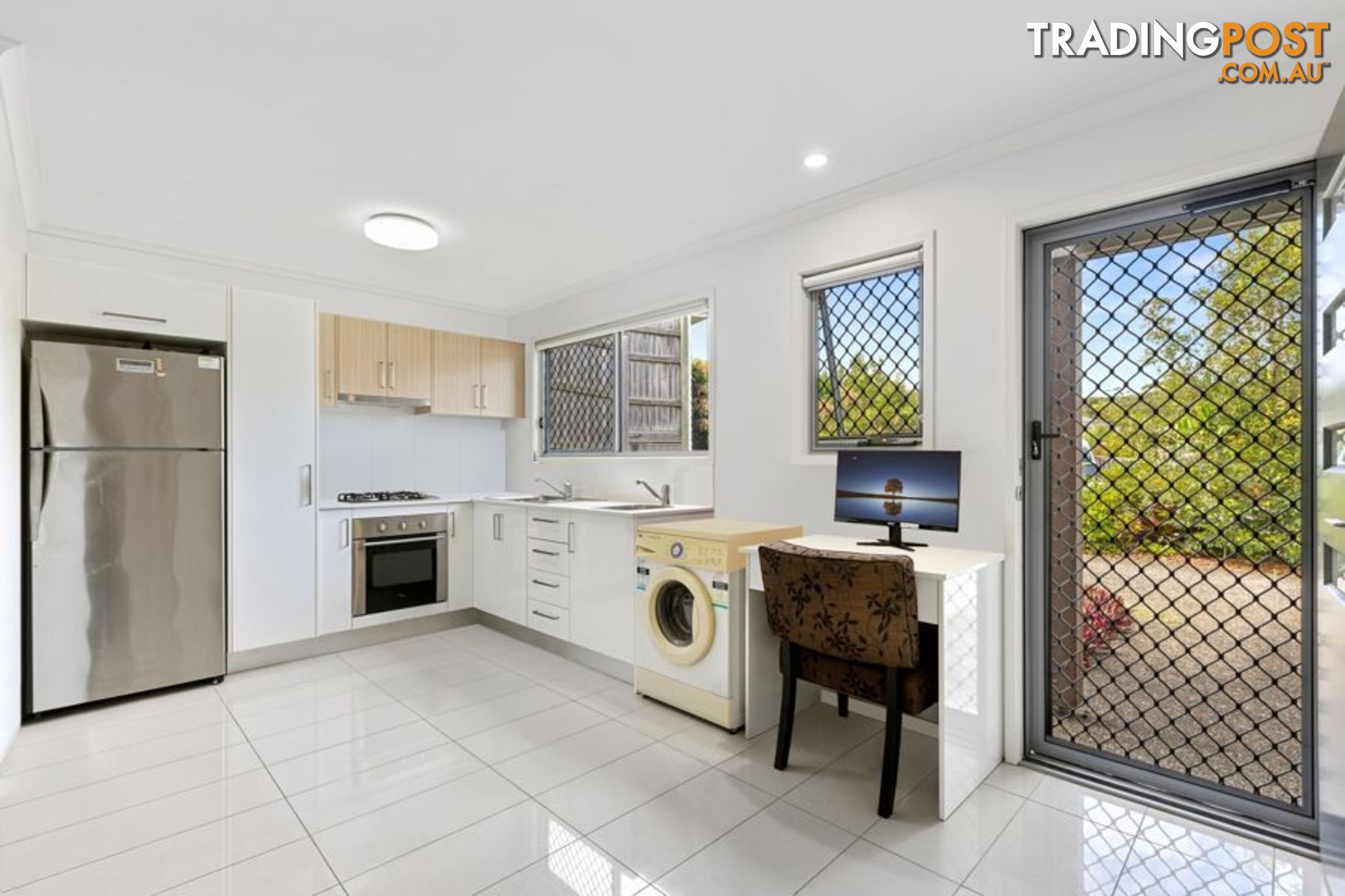 2 7 Perren Crescent BLI BLI QLD 4560