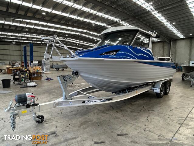 MCLAY 661 CROSSOVER BOAT