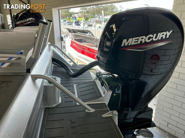 2026 MCLAY 571 SPORTSMAN BOAT CUDDY CAB - photo 4 of 26