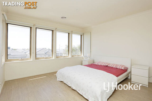 24 Martaban Crescent POINT COOK VIC 3030